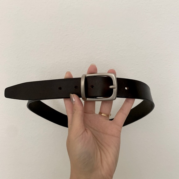 Ann Taylor Accessories - Ann Taylor Leather Belt